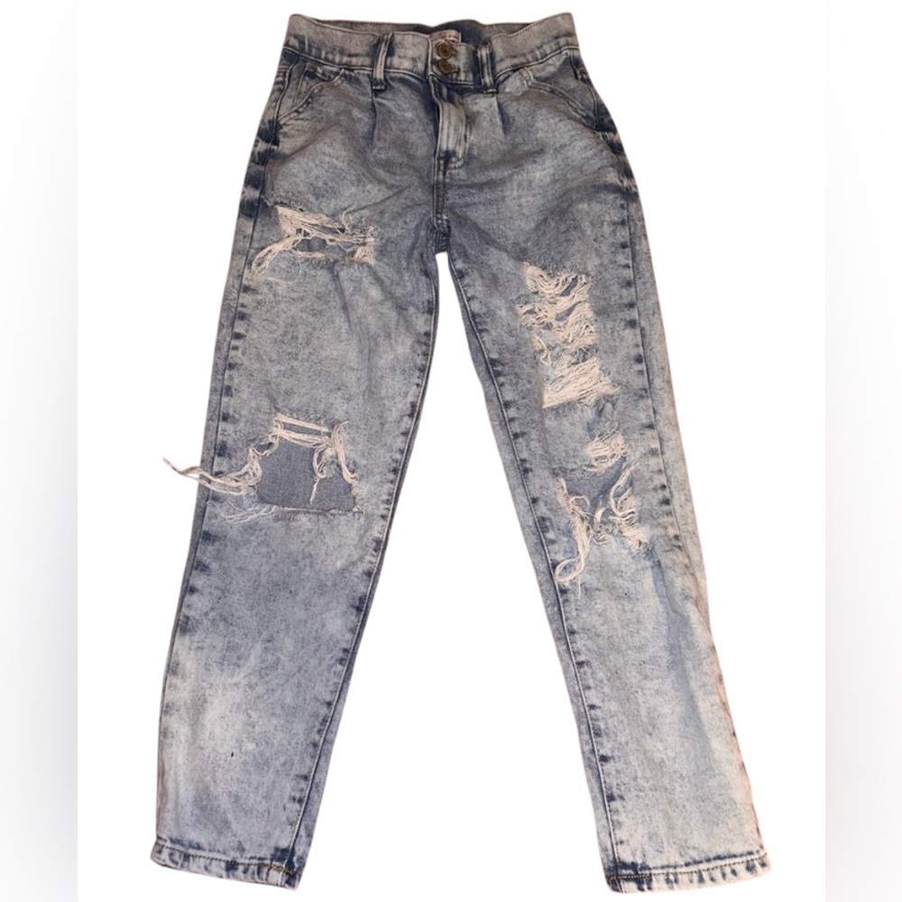 SO Mom Jeans